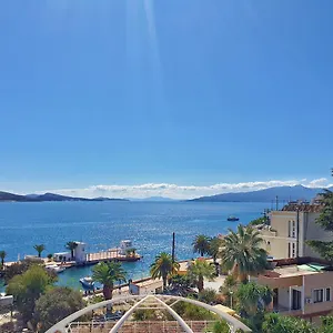 Joan Hotel Sarande