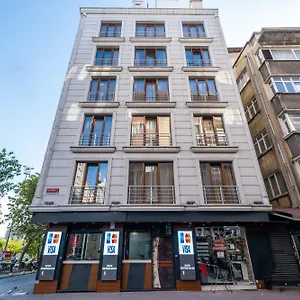 Lavin & Hotel Istanbul